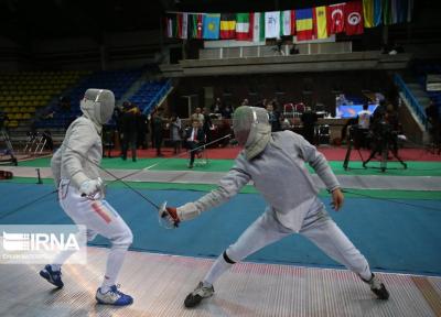 خبرنگاران کسب مقام هشتم جهانی توسط تیم ملی شمشیربازی به همراه ورزشکار گیلانی