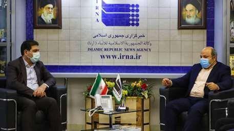 خبرنگاران رئیس جمعیت هلال احمر از خبرنگاران بازدید کرد خبرنگاران رئیس جمعیت هلال احمر از خبرنگاران بازدید کرد